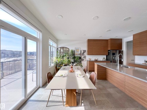 6055 King Landing Landing, Edmonton, AB - Indoor