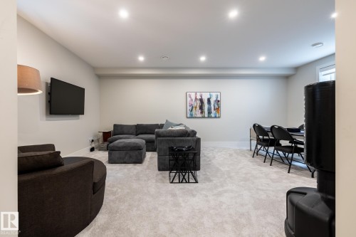 9503 142 Street, Edmonton, AB - Indoor