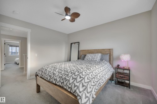 8021 Orchards Green, Edmonton, AB - Indoor Photo Showing Bedroom