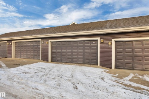 8021 Orchards Green, Edmonton, AB - Outdoor With Exterior