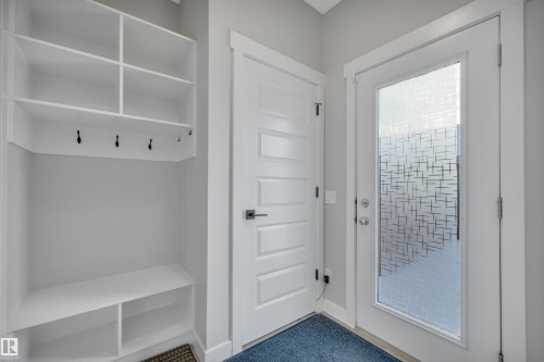 8021 Orchards Green, Edmonton, AB - Indoor