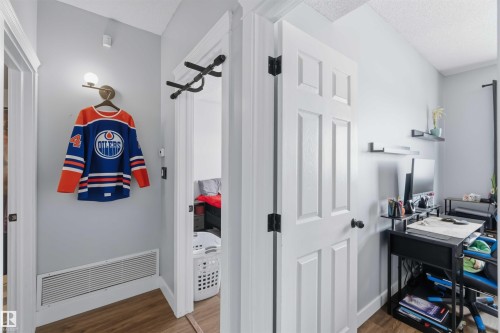 11 1179 Summerside Drive, Edmonton, AB - Indoor