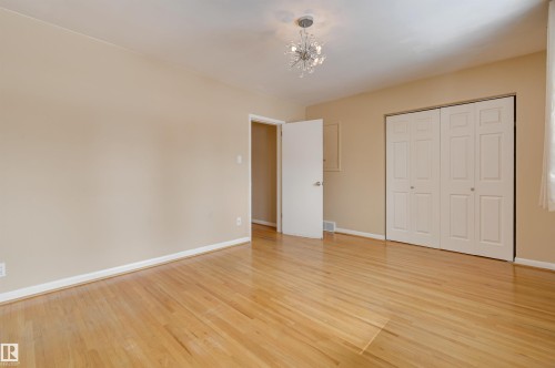 15914 92A Avenue, Edmonton, AB - Indoor Photo Showing Other Room