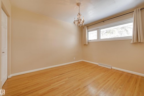 15914 92A Avenue, Edmonton, AB - Indoor Photo Showing Other Room
