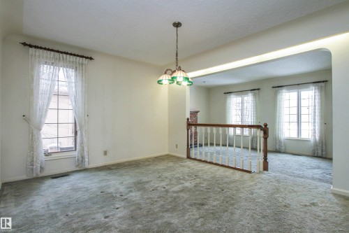 9539 88 Avenue, Edmonton, AB - Indoor Photo Showing Other Room