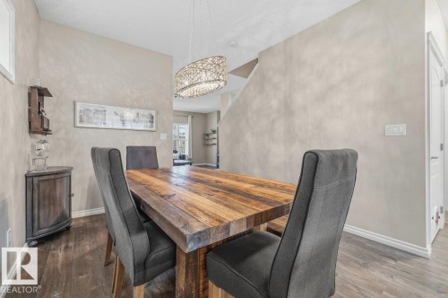 664 Secord Boulevard, Edmonton, AB - Indoor Photo Showing Dining Room