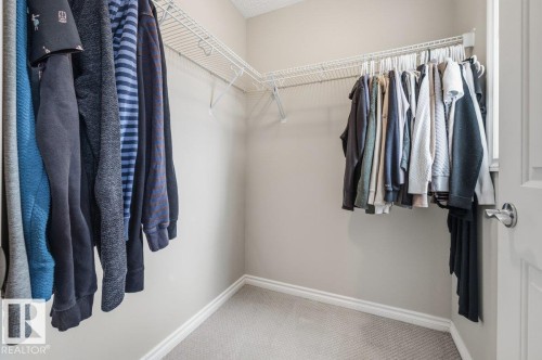 664 Secord Boulevard, Edmonton, AB - Indoor With Storage