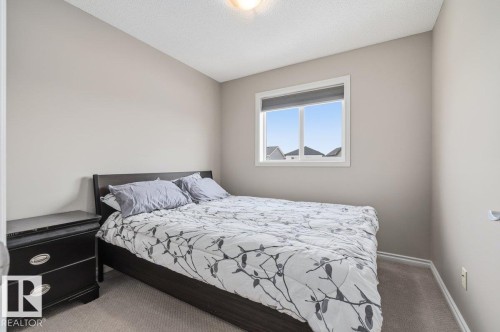 664 Secord Boulevard, Edmonton, AB - Indoor Photo Showing Bedroom