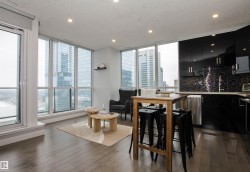 2003 10238 103 Street Edmonton, AB T5J 0G6