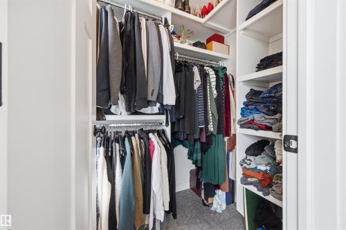 7123 Cardinal Way, Edmonton, AB - Indoor With Storage