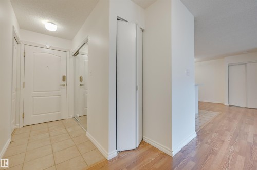106 11915 106 Avenue, Edmonton, AB - Indoor Photo Showing Other Room