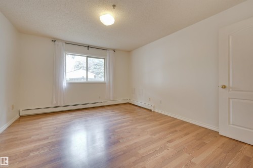 106 11915 106 Avenue, Edmonton, AB - Indoor Photo Showing Other Room