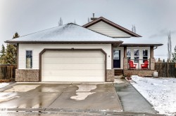 9 Linksview CV Spruce Grove, AB T7X 4A6