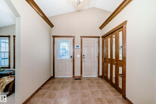 9 Linksview Cv, Spruce Grove, AB - Indoor Photo Showing Other Room