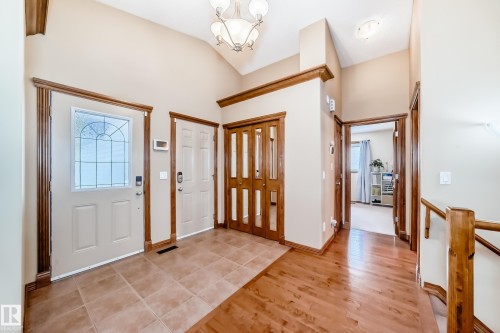 9 Linksview Cv, Spruce Grove, AB - Indoor Photo Showing Other Room