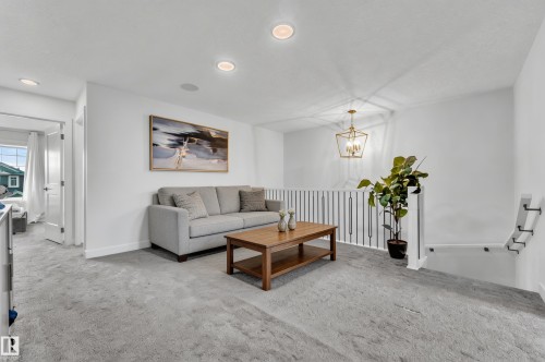 5213 22A Avenue, Edmonton, AB - Indoor