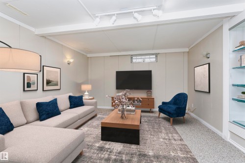 6112 142 Avenue, Edmonton, AB - Indoor Photo Showing Living Room