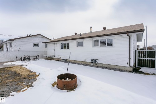 6112 142 Avenue, Edmonton, AB - Outdoor With Exterior