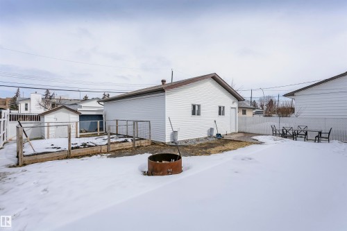 6112 142 Avenue, Edmonton, AB - Outdoor With Exterior