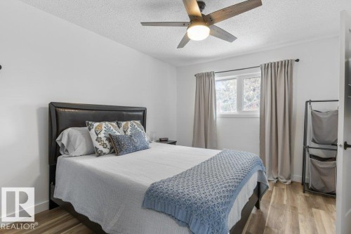 12 Abel Place, St. Albert, AB - Indoor Photo Showing Bedroom