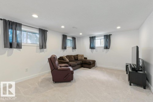 12 Abel Place, St. Albert, AB - Indoor Photo Showing Other Room