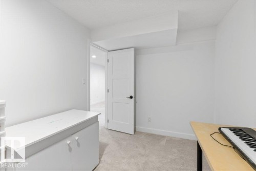 12 Abel Place, St. Albert, AB - Indoor