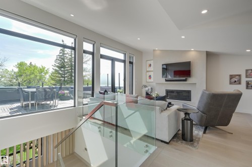 13508 Ravine Drive, Edmonton, AB - Indoor With Fireplace