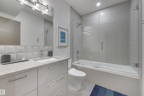 13508 Ravine Drive, Edmonton, AB - Indoor Photo Showing Bathroom