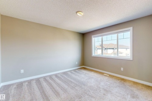 3704 2 Street, Edmonton, AB - Indoor Photo Showing Other Room