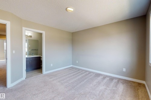 3704 2 Street, Edmonton, AB - Indoor Photo Showing Other Room