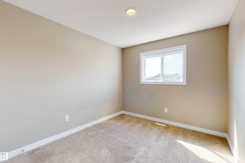 3704 2 Street, Edmonton, AB - Indoor Photo Showing Other Room