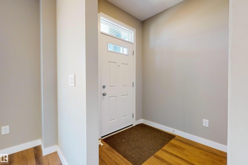 3704 2 Street, Edmonton, AB - Indoor Photo Showing Other Room