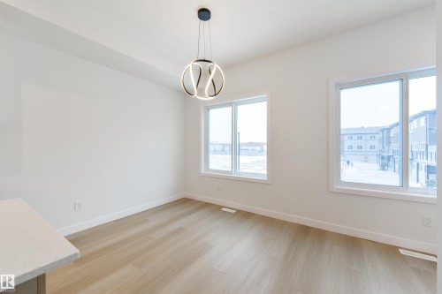 49 18120 28 Ave, Edmonton, AB - Indoor Photo Showing Other Room