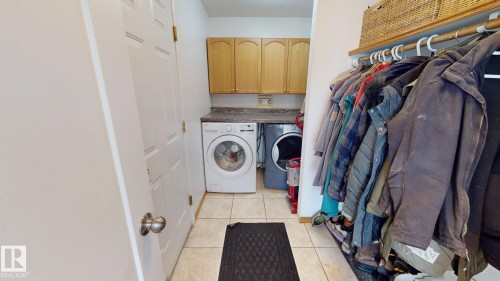 458 Riverpark Drive, Fort Saskatchewan, AB - Indoor Photo Showing Laundry Room