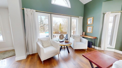 458 Riverpark Drive, Fort Saskatchewan, AB - Indoor Photo Showing Living Room
