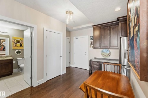 212 11080 Ellerslie Road, Edmonton, AB - Indoor Photo Showing Kitchen