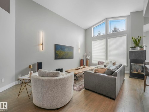 14 Eldon Court, St. Albert, AB - Indoor Photo Showing Living Room