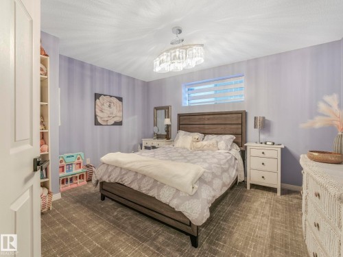 14 Eldon Court, St. Albert, AB - Indoor Photo Showing Bedroom