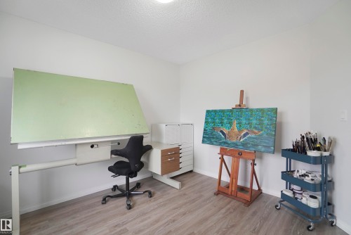 2028 74 Street, Edmonton, AB - Indoor