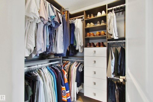 2028 74 Street, Edmonton, AB - Indoor With Storage