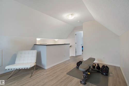 2028 74 Street, Edmonton, AB - Indoor Photo Showing Other Room