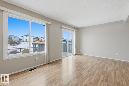 5913 164 Avenue, Edmonton, AB - Indoor Photo Showing Other Room