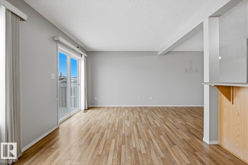 5913 164 Avenue, Edmonton, AB - Indoor Photo Showing Other Room