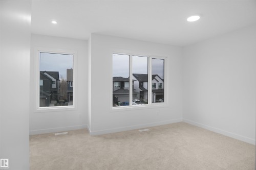 13132 214 Street, Edmonton, AB - Indoor Photo Showing Other Room