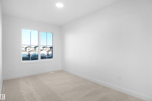 13136 214 Street, Edmonton, AB - Indoor Photo Showing Other Room