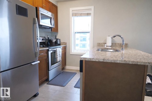 408 1230 Windermere Way, Edmonton, AB - Indoor Photo Showing Kitchen
