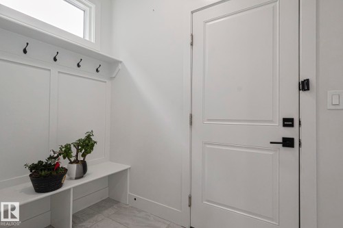 7446 Colonel Mewburn Road, Edmonton, AB - Indoor Photo Showing Other Room