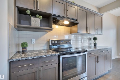 15807 18 Avenue, Edmonton, AB - Indoor Photo Showing Kitchen With Upgraded Kitchen