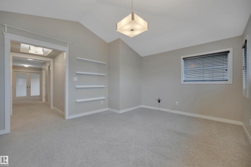 15807 18 Avenue, Edmonton, AB - Indoor Photo Showing Other Room