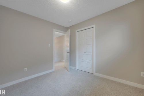15807 18 Avenue, Edmonton, AB - Indoor Photo Showing Other Room